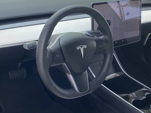 Used 2020 Tesla Model 3 Long Range AWD/4WD image 22