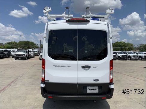 Used 2019 Ford Transit 150 XLT image 9