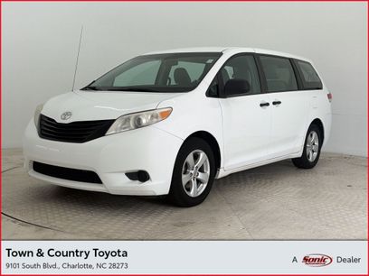 Used 2013 Toyota Sienna L w/ Towing Pkg