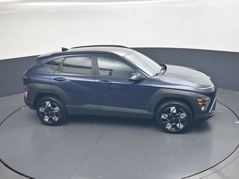 Used 2025 Hyundai Kona SEL AWD/4WD image 35