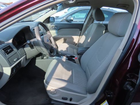 Used 2012 Ford Fusion SE FWD image 10