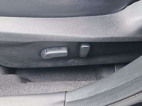 Used 2019 Subaru Crosstrek 2.0i Limited AWD/4WD image 11