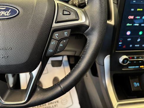 Used 2023 Ford Edge SEL AWD/4WD image 12