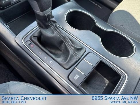 Used 2020 Kia Sorento LX FWD image 20