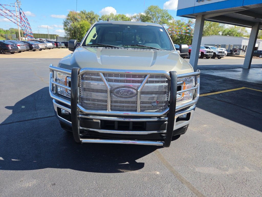 Used 2019 Ford F150 XLT w/ Equipment Group 302A Luxury AWD/4WD image 2