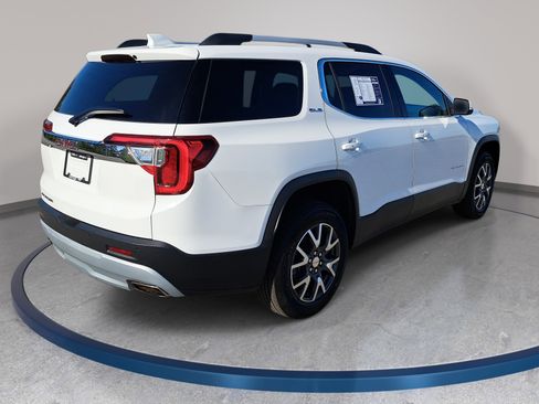 Used 2023 GMC Acadia SLE w/ Driver Convenience Package FWD image 6