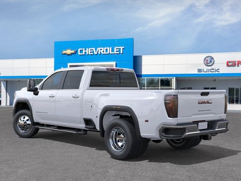 New 2026 GMC Sierra 3500 SLT w/ SLT Premium Package AWD/4WD image 30