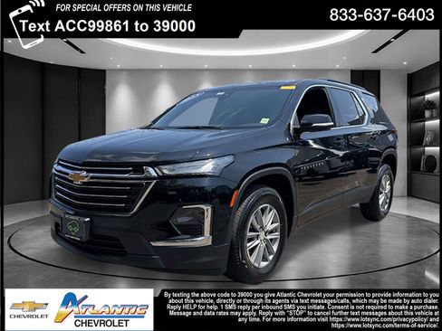 Certified 2023 Chevrolet Traverse LT FWD image 1