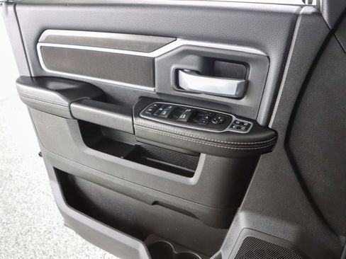 Used 2024 RAM 2500 Big Horn w/ Night Edition image 23