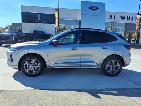 Used 2023 Ford Escape ST-Line w/ Tech Pack #1 image 2