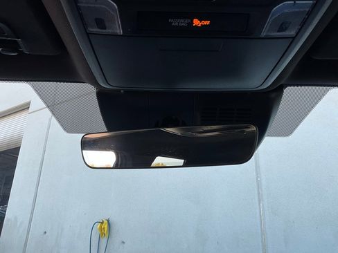 Used 2025 Toyota Tacoma TRD Off-Road image 16