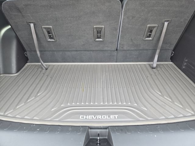 Used 2021 Chevrolet Traverse Premier FWD image 33