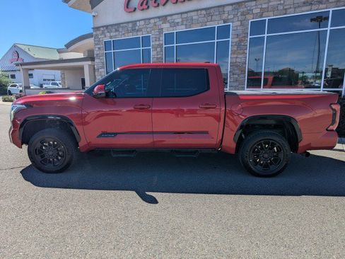 Used 2022 Toyota Tundra Platinum AWD/4WD image 2