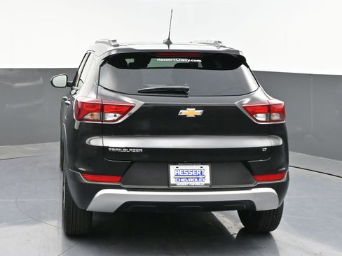 Used 2023 Chevrolet TrailBlazer LT FWD image 6
