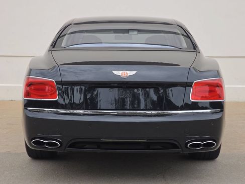 Used 2016 Bentley Flying Spur V8 AWD/4WD image 4