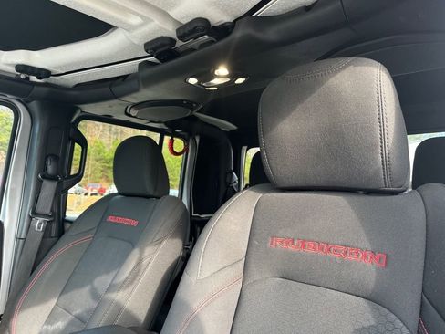 Used 2020 Jeep Gladiator Rubicon image 8