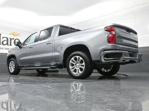 Used 2025 Chevrolet Silverado 1500 LTZ AWD/4WD image 5
