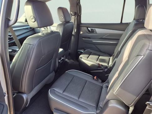 New 2026 Buick Enclave Sport Touring w/ Power Package image 19