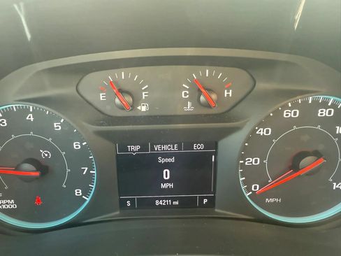 Used 2022 Chevrolet Equinox LS AWD/4WD image 5