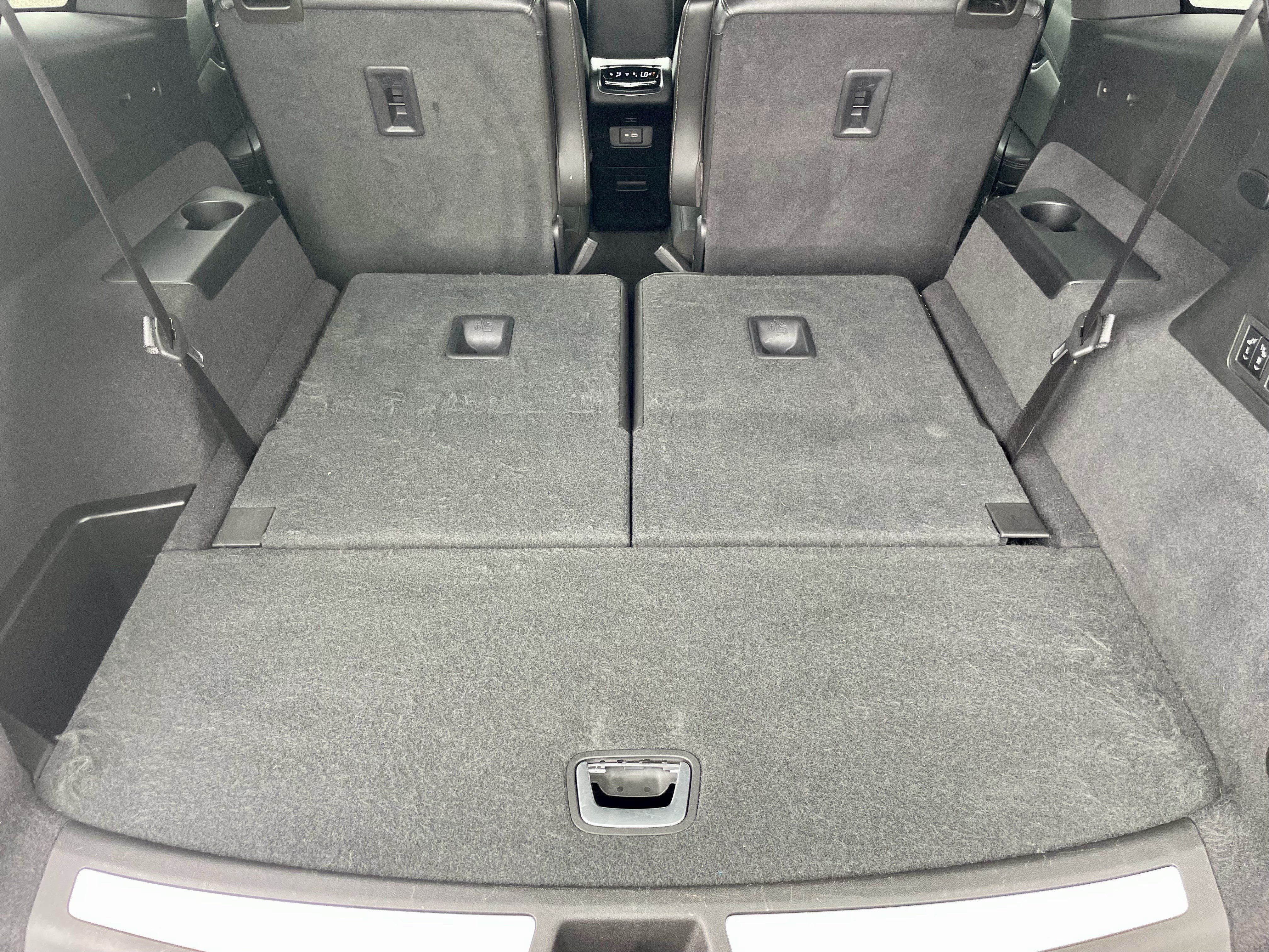 Used 2020 Cadillac XT6 Premium Luxury AWD/4WD image 37