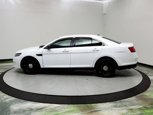 Used 2017 Ford Taurus Police Interceptor AWD image 8