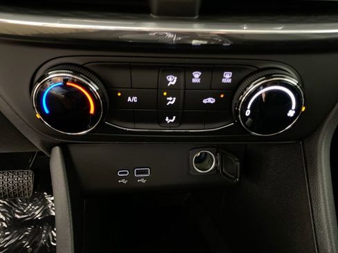 Used 2026 Buick Encore GX Preferred image 18