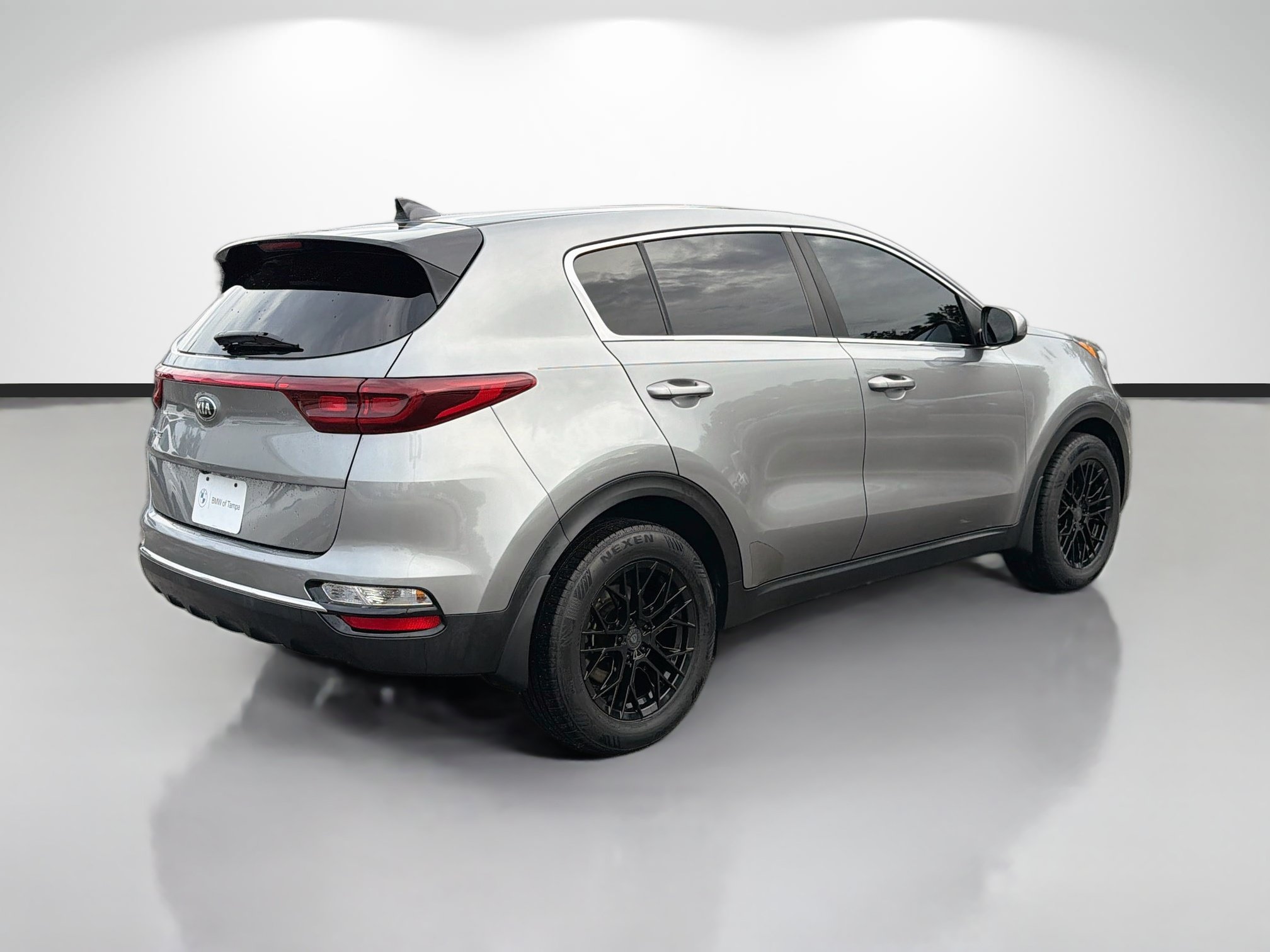 Used 2020 Kia Sportage LX FWD image 3