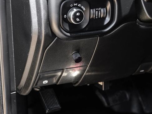 Used 2019 RAM 2500 Big Horn AWD/4WD image 37