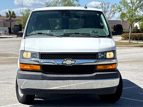 Used 2019 Chevrolet Express 3500 LT w/ LT Preferred Equipment Group image 2