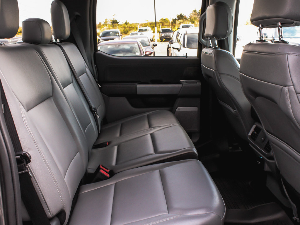 Used 2025 Ford F150 Lightning Flash AWD/4WD image 35