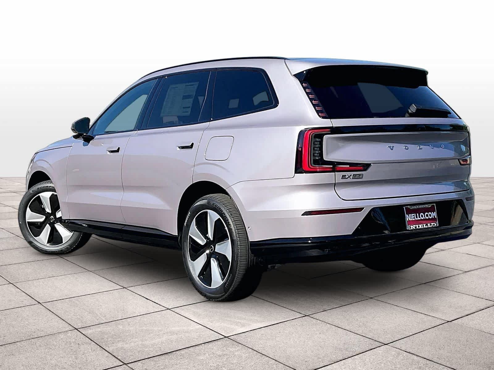 New 2026 Volvo EX90 Plus RWD image 3