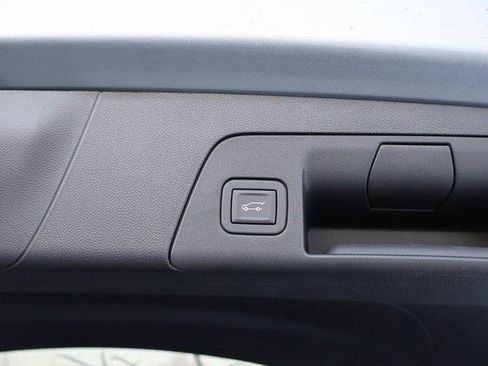 New 2025 Buick Envision Sport Touring image 17