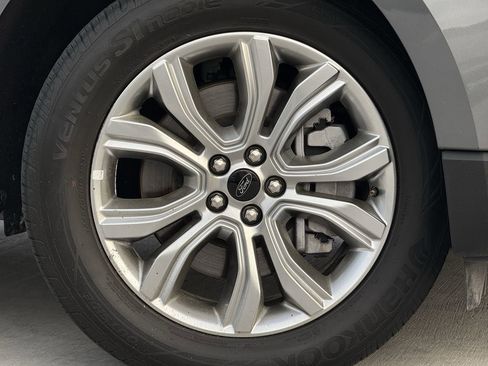 Used 2024 Ford Edge Titanium AWD/4WD image 9