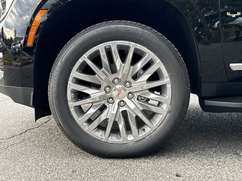 New 2026 GMC Yukon Elevation image 12