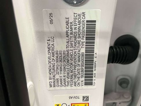 Certified 2025 Acura TLX SH-AWD w/ A-SPEC Pkg image 17
