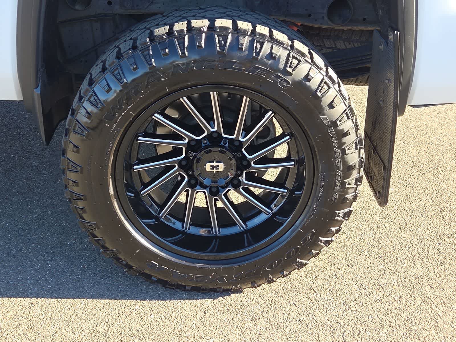 Used 2017 GMC Sierra 2500 Denali AWD/4WD image 16