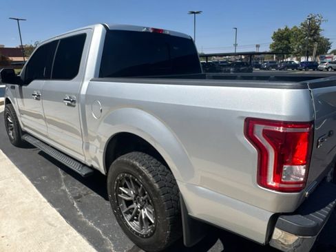 Used 2017 Ford F150 XLT w/ Equipment Group 302A Luxury RWD image 4