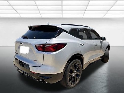 Used 2021 Chevrolet Blazer RS w/ Enhanced Convenience Package FWD image 2