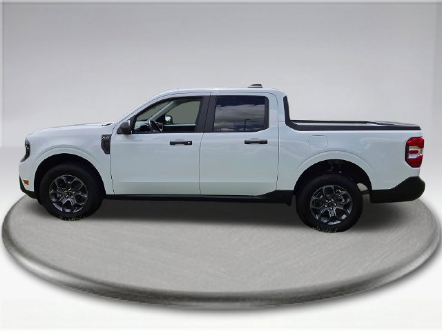 Used 2025 Ford Maverick XLT w/ Equipment Group 302A AWD/4WD image 16