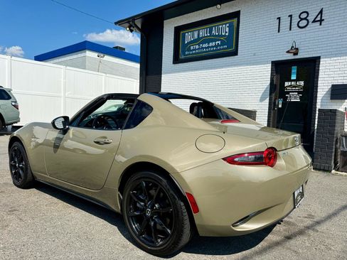 Used 2023 MAZDA MX-5 Miata Club RWD image 4