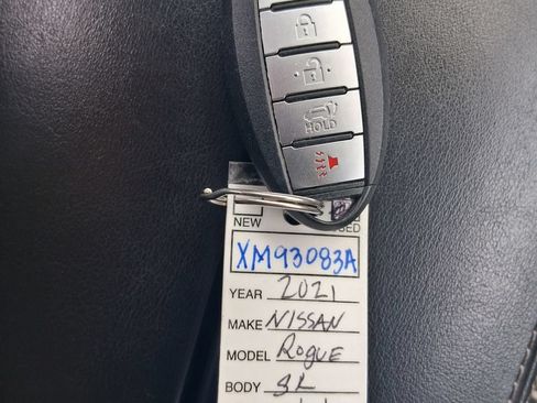 Used 2021 Nissan Rogue SL w/ Premium Package FWD image 18