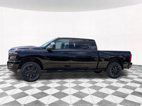New 2026 RAM 2500 Laramie AWD/4WD image 8