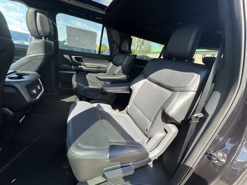 New 2026 Ford Expedition Max Platinum AWD/4WD image 33