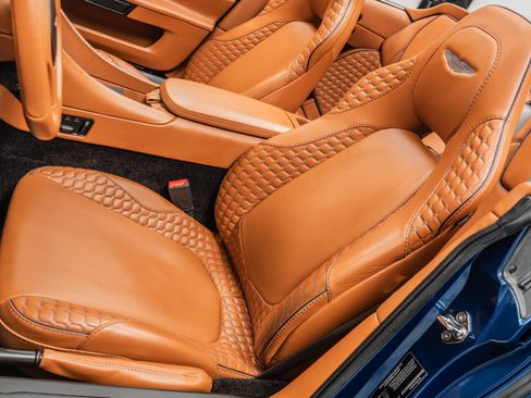 Used 2016 Aston Martin Vanquish Volante RWD image 24