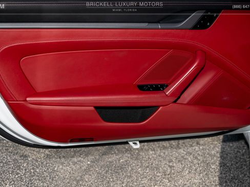 Used 2020 Porsche 911 Carrera RWD image 18