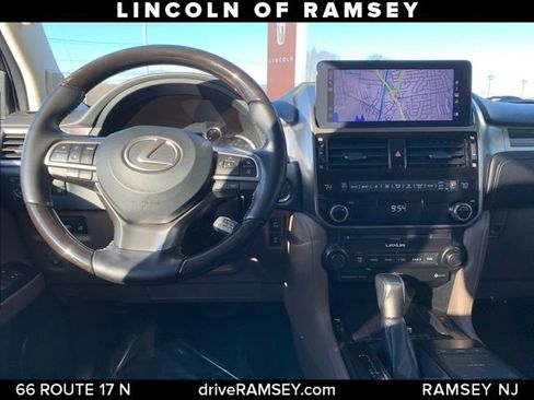 Used 2022 Lexus GX 460 Premium image 25