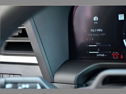 Used 2024 Lexus GX 550 w/ Accessory Package (Z1) AWD/4WD image 21