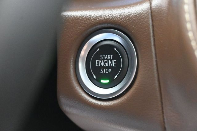 Used 2024 Chevrolet Tahoe High Country AWD/4WD image 25