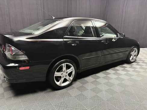 Used 2003 Lexus IS 300 RWD image 17