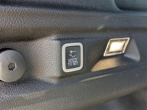 New 2025 Jeep Grand Cherokee L Limited image 33